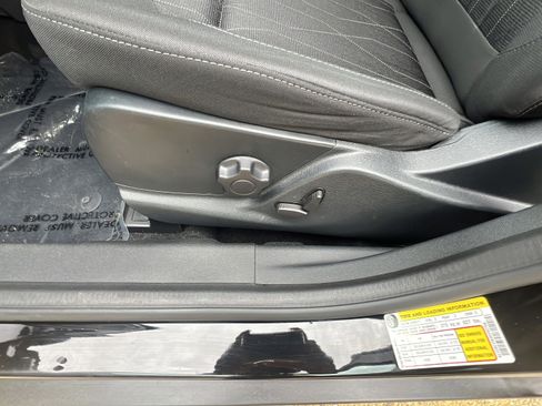 Used 2020 Ford EcoSport SE FWD image 17