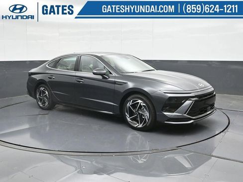 New 2025 Hyundai Sonata SEL image 4