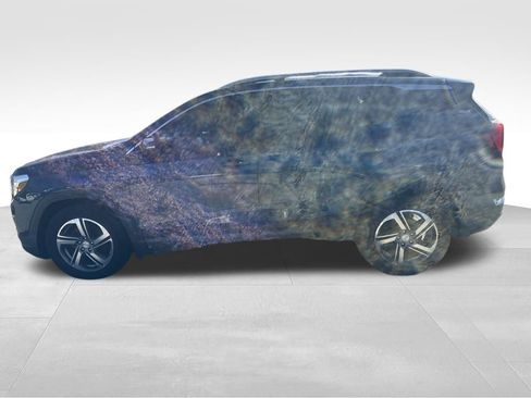 Used 2020 GMC Terrain SLT image 17