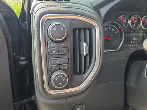 Used 2019 Chevrolet Silverado 1500 LT w/ All-Star Edition image 12