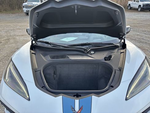 Used 2024 Chevrolet Corvette Stingray Preferred Cpe w/ Z51 Performance Package image 24