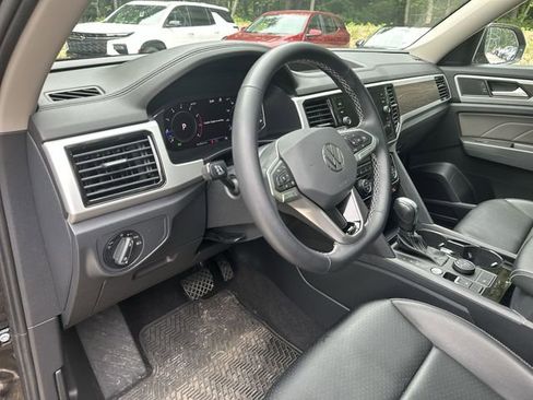 Used 2022 Volkswagen Atlas SE AWD/4WD image 13