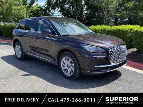 Used 2023 Lincoln Corsair FWD image 1