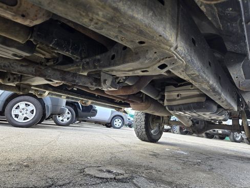 Used 2013 Toyota Tundra 4x4 CrewMax w/ TRD Off-Road Pkg image 34