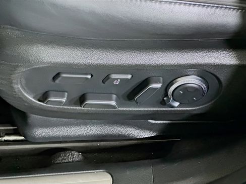 Used 2023 Genesis GV60 Performance image 13