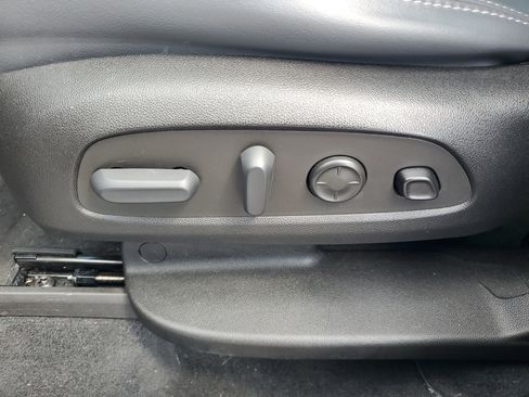 Used 2022 Buick Enclave Premium w/ Experience Buick Package FWD image 15