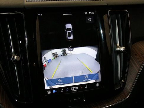 Used 2023 Volvo XC60 B5 Plus w/ Protection Package Premier image 17