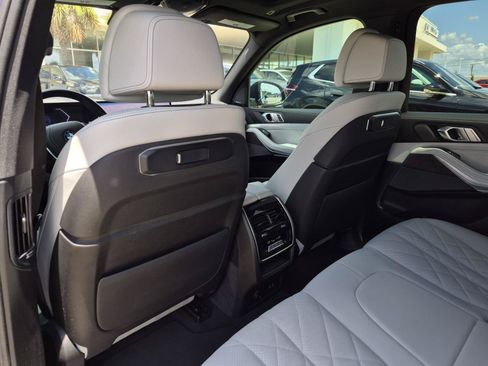 Certified 2024 BMW X5 xDrive40i w/ Premium Package AWD/4WD image 18