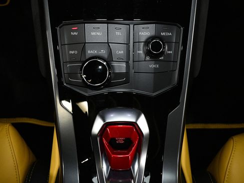 Used 2018 Lamborghini Huracan LP 580-2 image 35