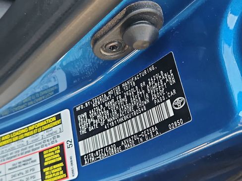 Used 2019 Toyota Camry SE image 32