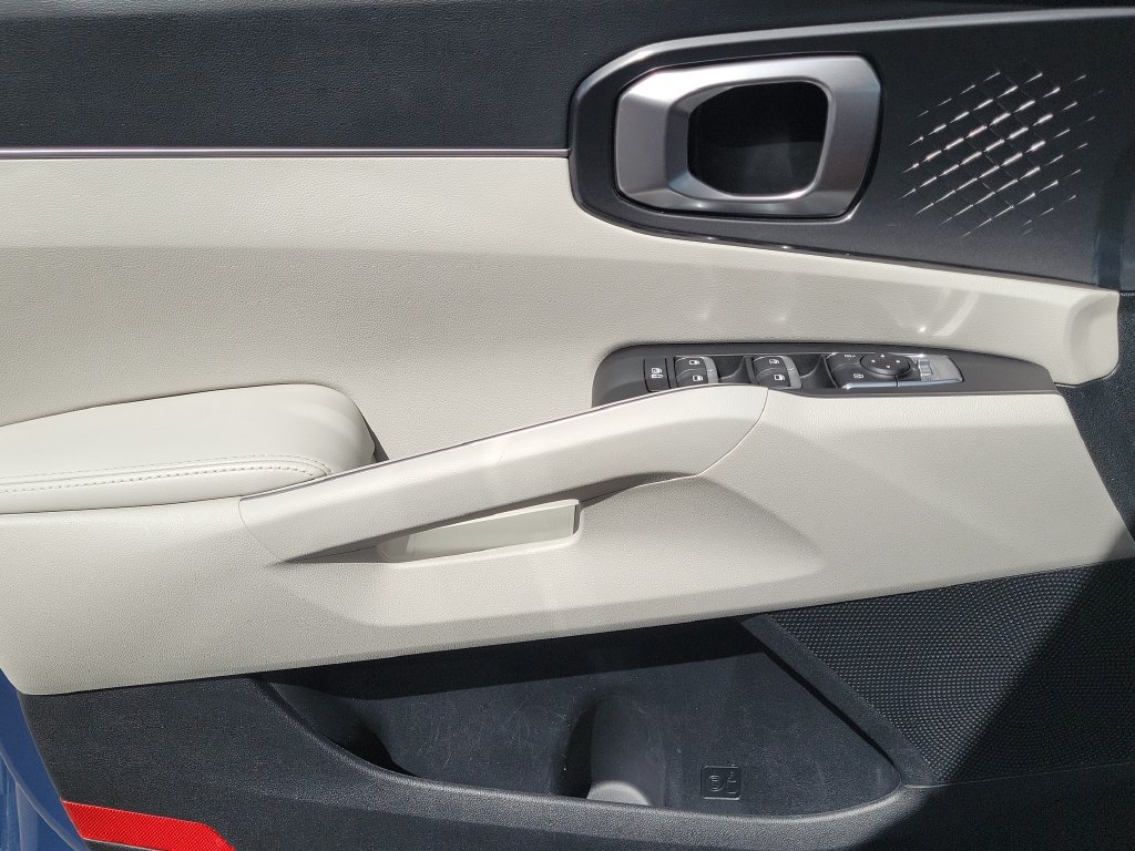 Used 2024 Kia Sorento S w/ Panoramic Sunroof Package FWD image 29