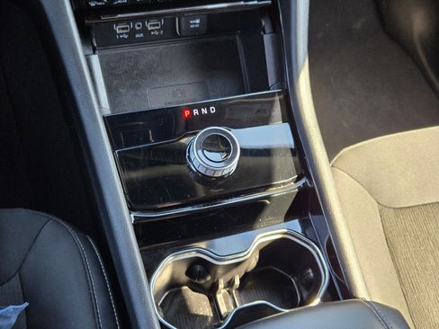 Used 2023 Jeep Grand Cherokee L Laredo w/ Luxury Tech Group I image 32