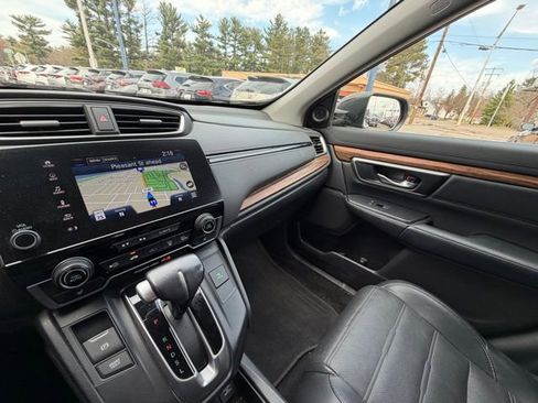 Used 2018 Honda CR-V Touring image 25