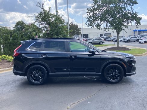Certified 2025 Honda CR-V Sport-L image 11