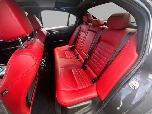 Used 2024 Alfa Romeo Giulia Ti w/ Performance Driving Package RWD image 28