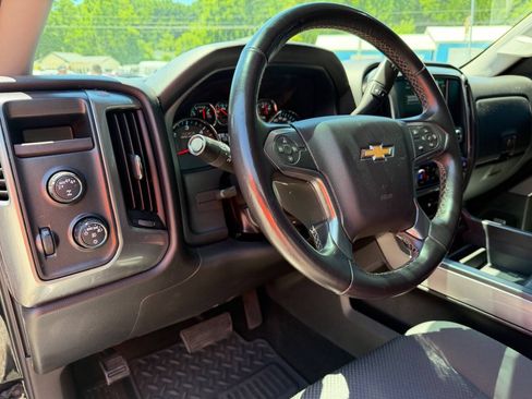 Used 2017 Chevrolet Silverado 1500 LT w/ All Star Edition AWD/4WD image 10