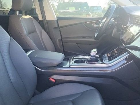 Used 2021 Audi Q8 Prestige image 19