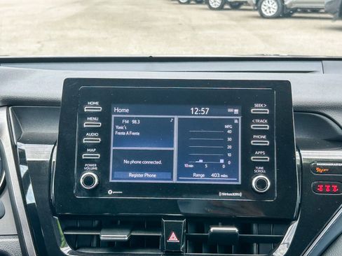 Used 2023 Toyota Camry SE image 14