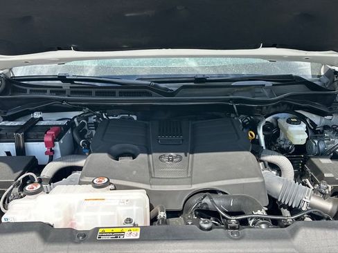 Used 2025 Toyota Tundra SR5 w/ SR5 Premium Package image 27