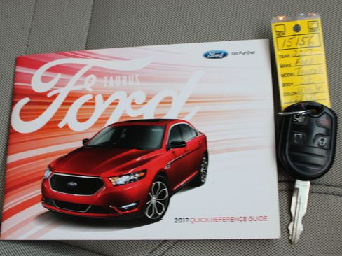 Used 2017 Ford Taurus SE image 43