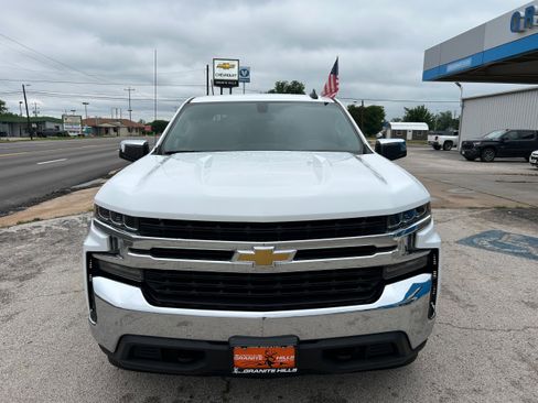 Used 2020 Chevrolet Silverado 1500 LT w/ Texas Edition AWD/4WD image 2