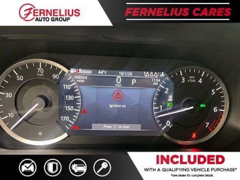 Used 2021 Land Rover Range Rover Velar R-Dynamic S image 43