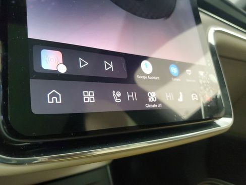 New 2026 Volvo EX90 Plus RWD image 30