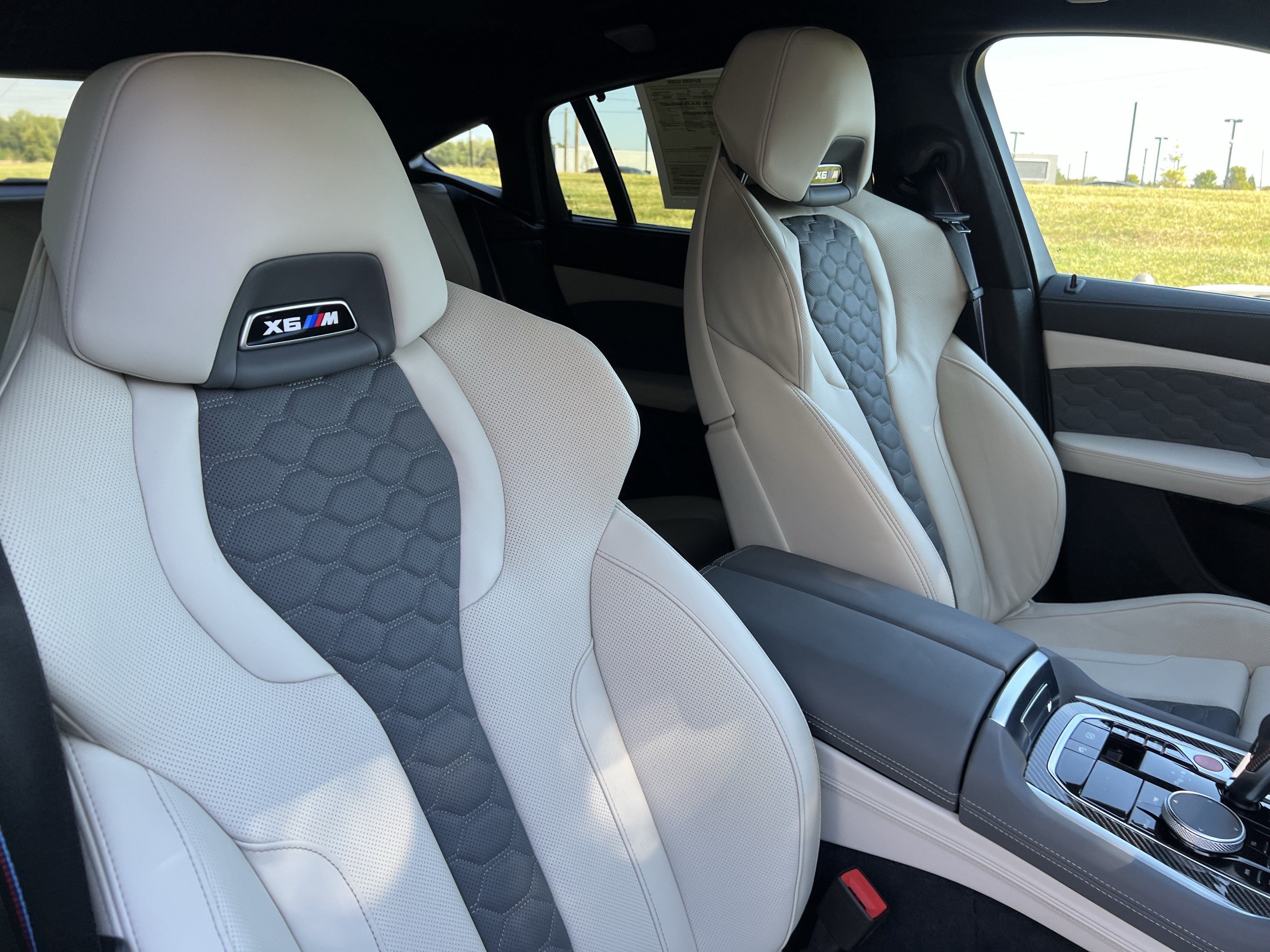 Used 2025 BMW X6 M Competition w/ Executive Package AWD/4WD image 35