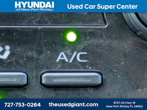 Used 2022 Toyota Camry LE FWD image 22