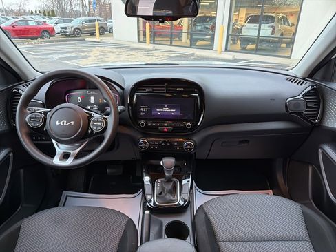 Certified 2023 Kia Soul S image 25