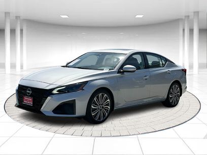 Used 2025 Nissan Altima 2.5 SL