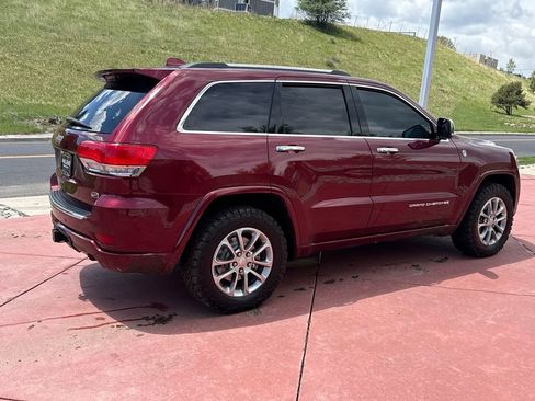Used 2016 Jeep Grand Cherokee Overland AWD/4WD image 7