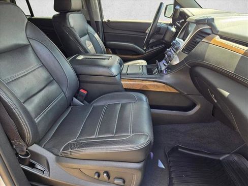Used 2020 GMC Yukon Denali w/ Denali Ultimate Package RWD image 23
