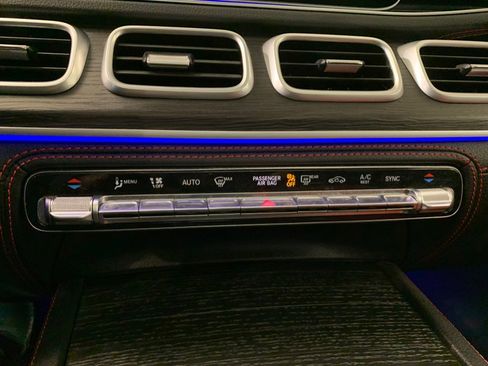 Used 2023 Mercedes-Benz GLE 53 AMG 4MATIC w/ Exterior Lighting Package image 49