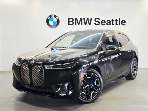 Used 2025 BMW iX M60 image 1