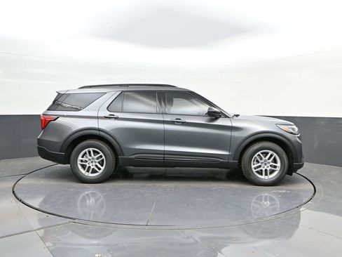 New 2026 Ford Explorer Active image 24