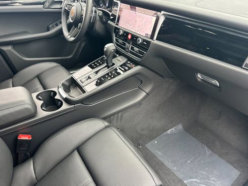 New 2026 Porsche Macan S image 16