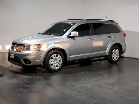 Used 2019 Dodge Journey SE w/ Connectivity Group image 5