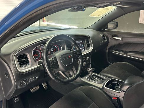 Used 2020 Dodge Charger R/T w/ Plus Group RWD image 19