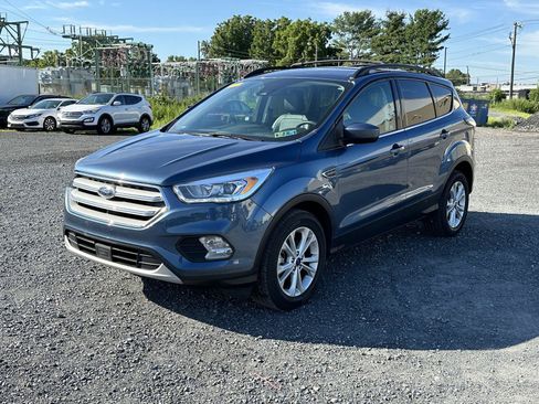Used 2018 Ford Escape SEL w/ Ford Safe & Smart Package AWD/4WD image 4