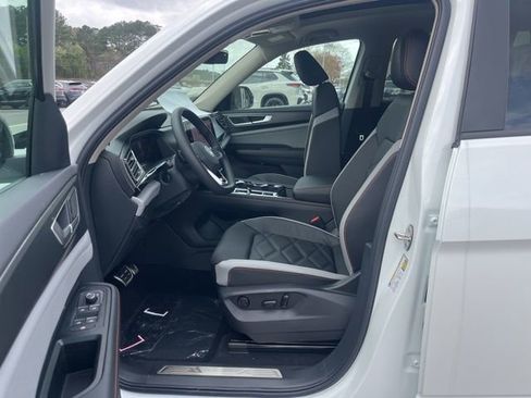 New 2026 Volkswagen Atlas Peak Edition AWD/4WD image 22