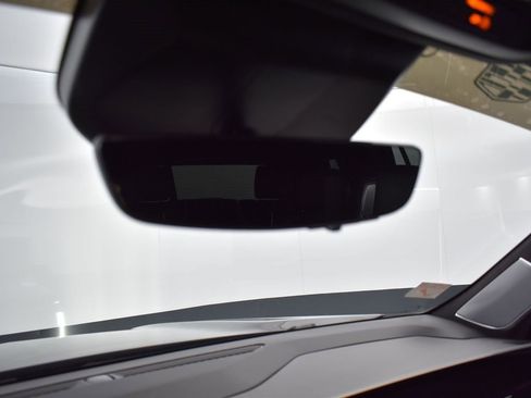 Certified 2025 Cadillac Escalade Sport Platinum image 19