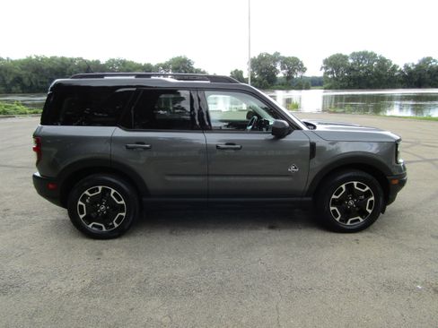 Used 2021 Ford Bronco Sport Outer Banks w/ Outer Banks Package AWD/4WD image 5