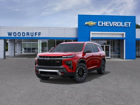 New 2026 Chevrolet Traverse Z71 w/ Driver Confidence Package AWD/4WD image 8