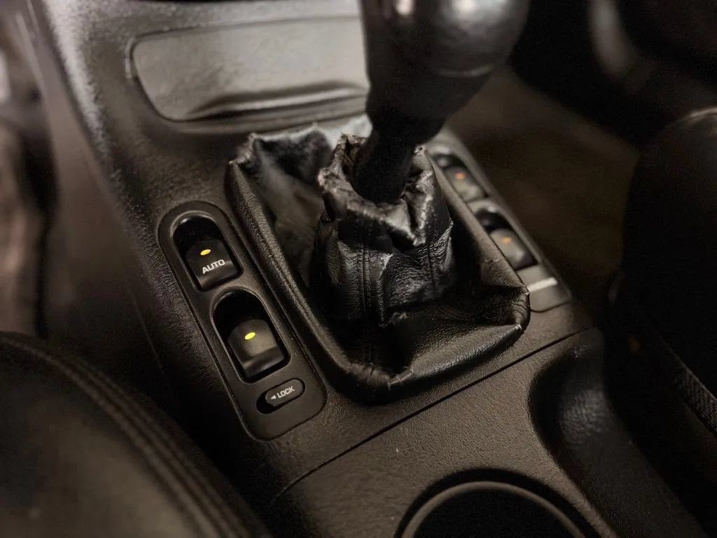 Used 2001 Saturn L-Series L200 FWD image 39