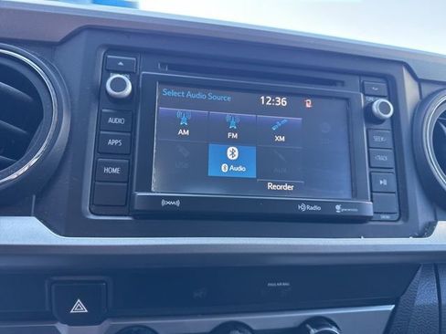 Used 2019 Toyota Tacoma SR5 RWD image 14