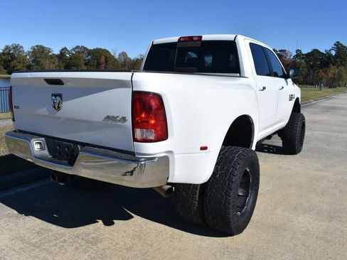 Used 2017 RAM 2500 SLT image 4