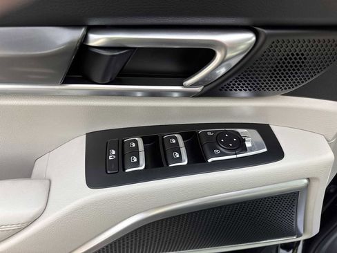 Used 2024 Kia Telluride S w/ S Sunroof Package image 15