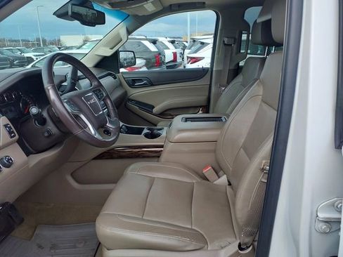 Used 2016 GMC Yukon SLT w/ Open Road Package image 9