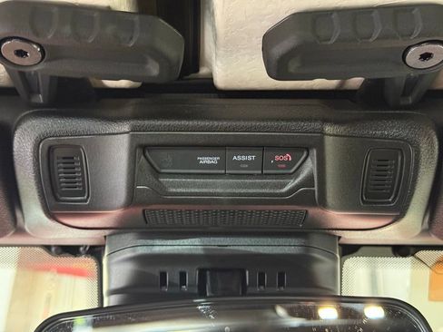 Certified 2025 Jeep Wrangler Unlimited Sport AWD/4WD image 19